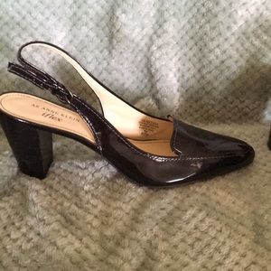 Sling back black Anne Klein iflex heels